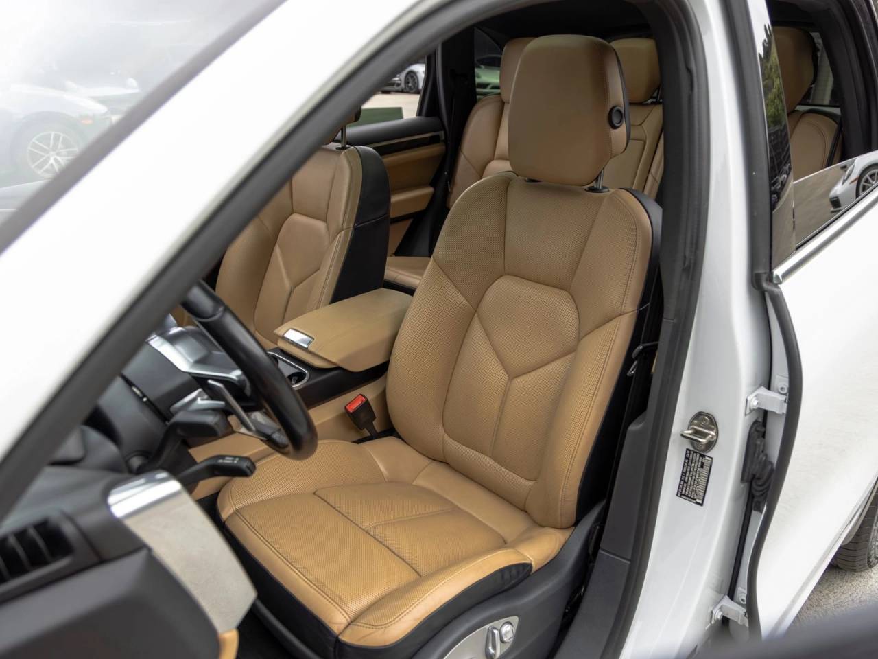 2016 Porsche Cayenne Cayenne