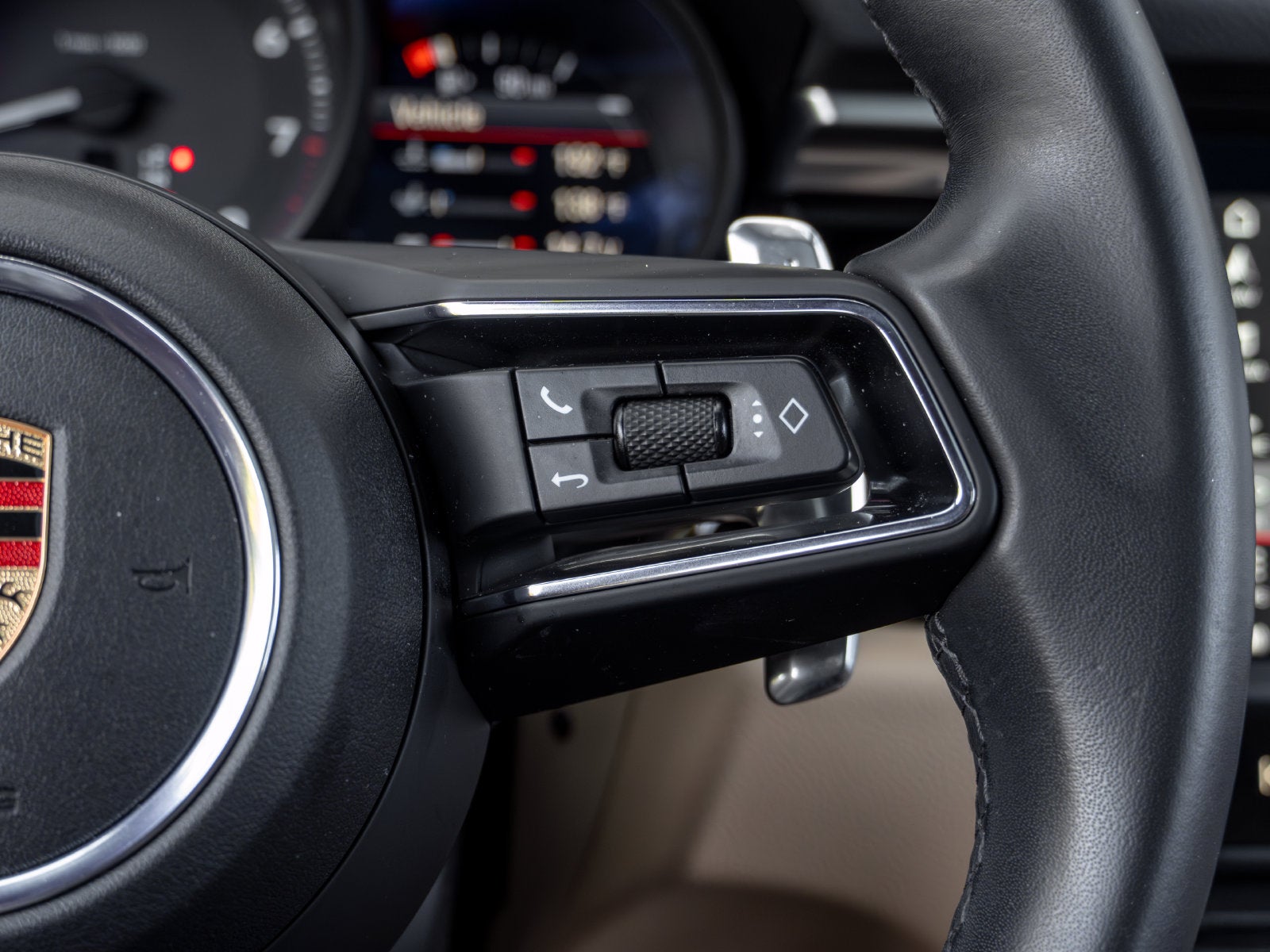 2023 Porsche Macan Macan