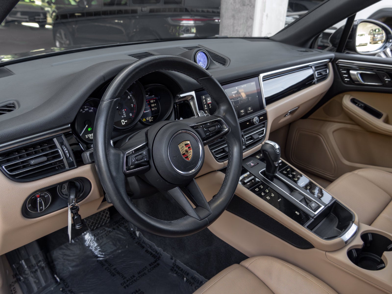 2023 Porsche Macan Macan