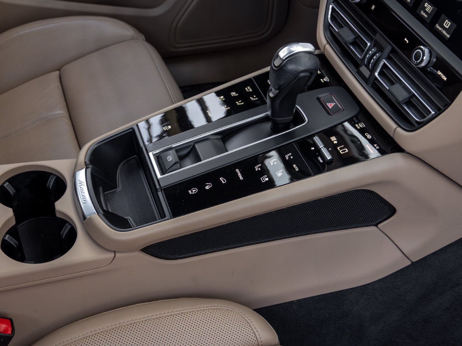 2023 Porsche Macan Macan