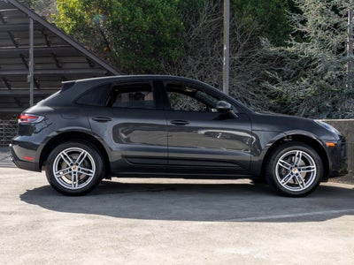 2023 Porsche Macan Macan