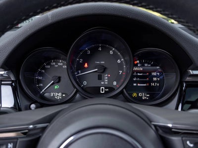 2023 Porsche Macan Macan
