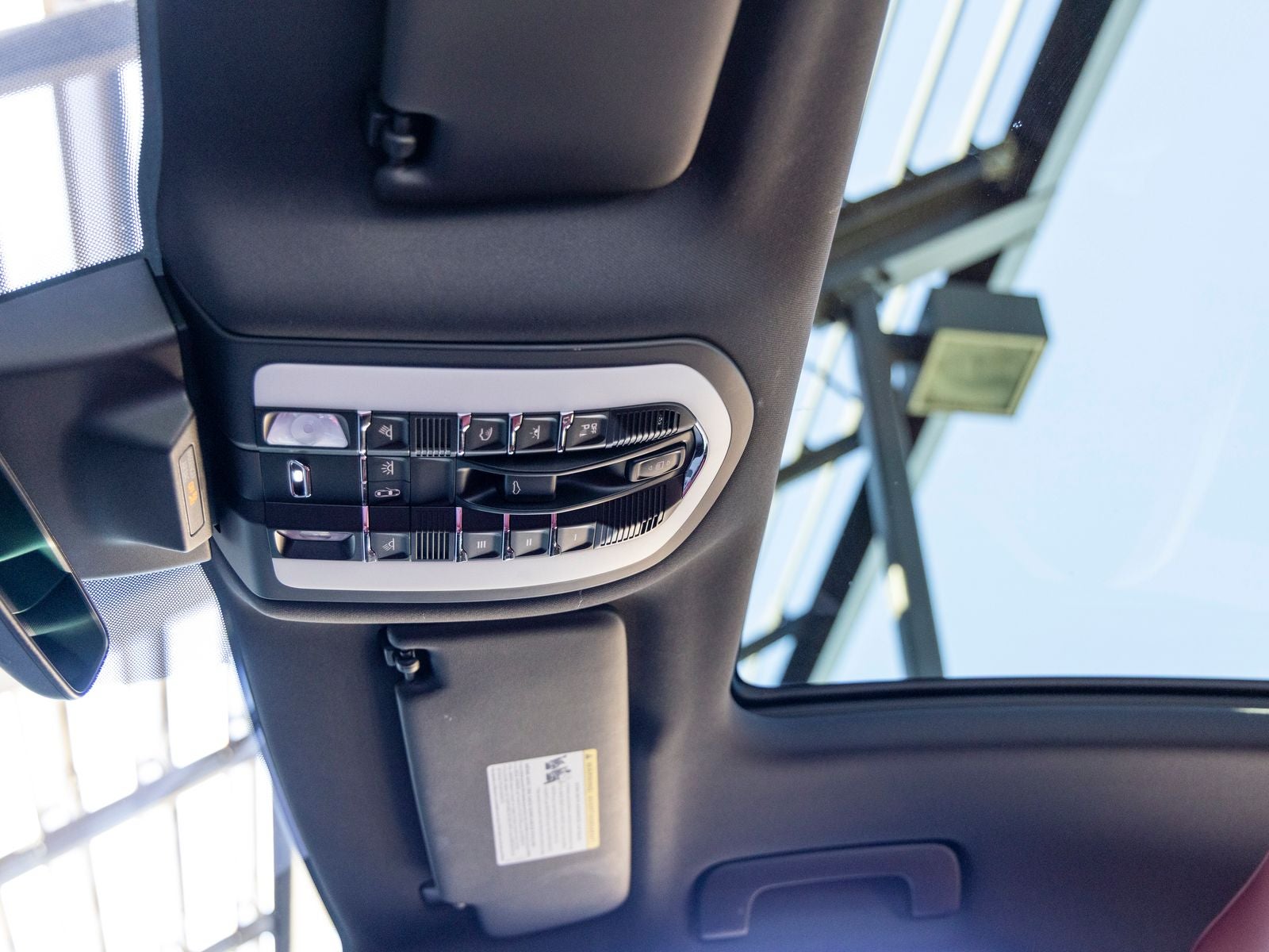 2023 Porsche Macan Macan T (MY23)