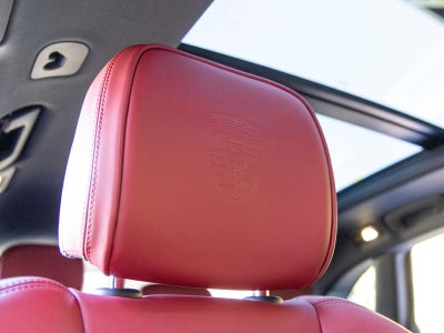 2023 Porsche Macan Macan T (MY23)