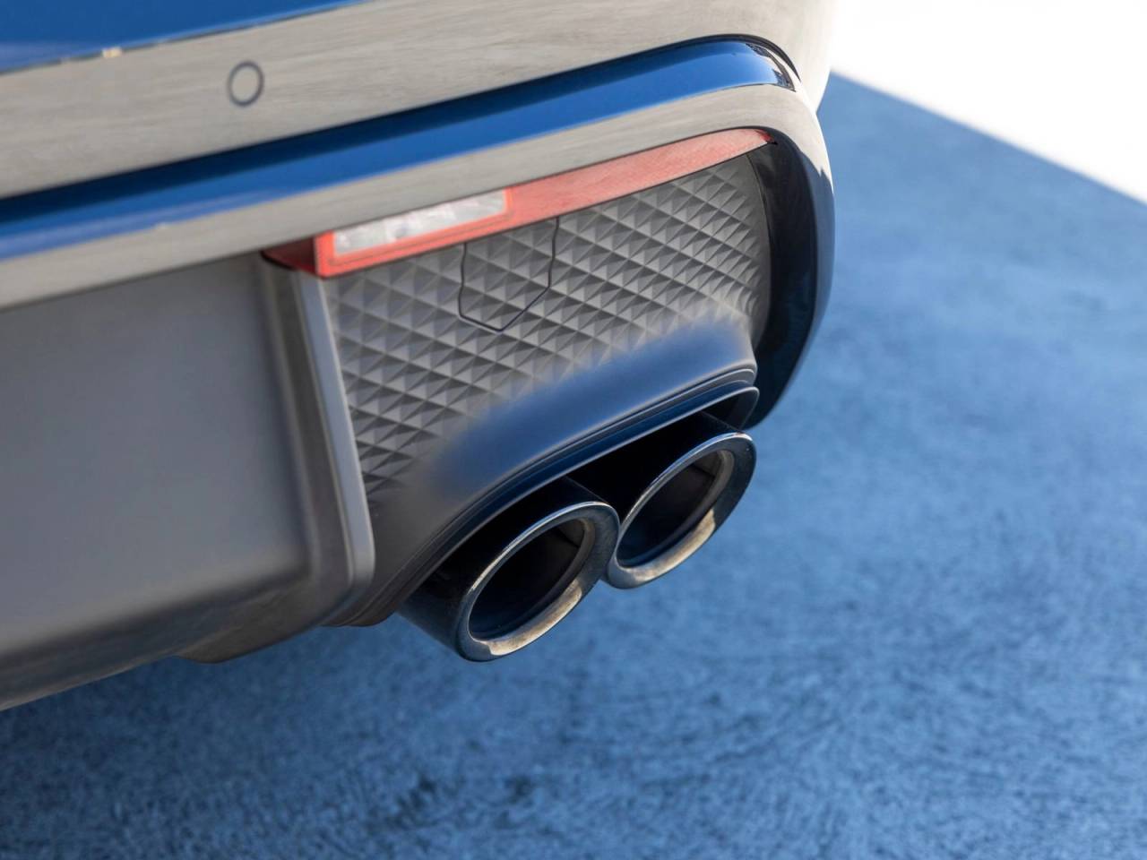 2023 Porsche Macan Macan T (MY23)