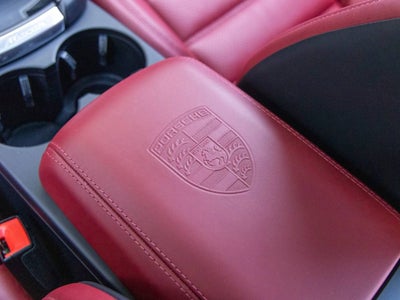 2023 Porsche Macan Macan T (MY23)