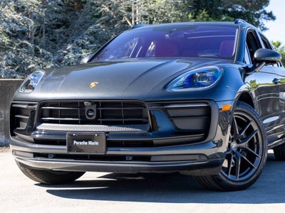 2023 Porsche Macan Macan T (MY23)