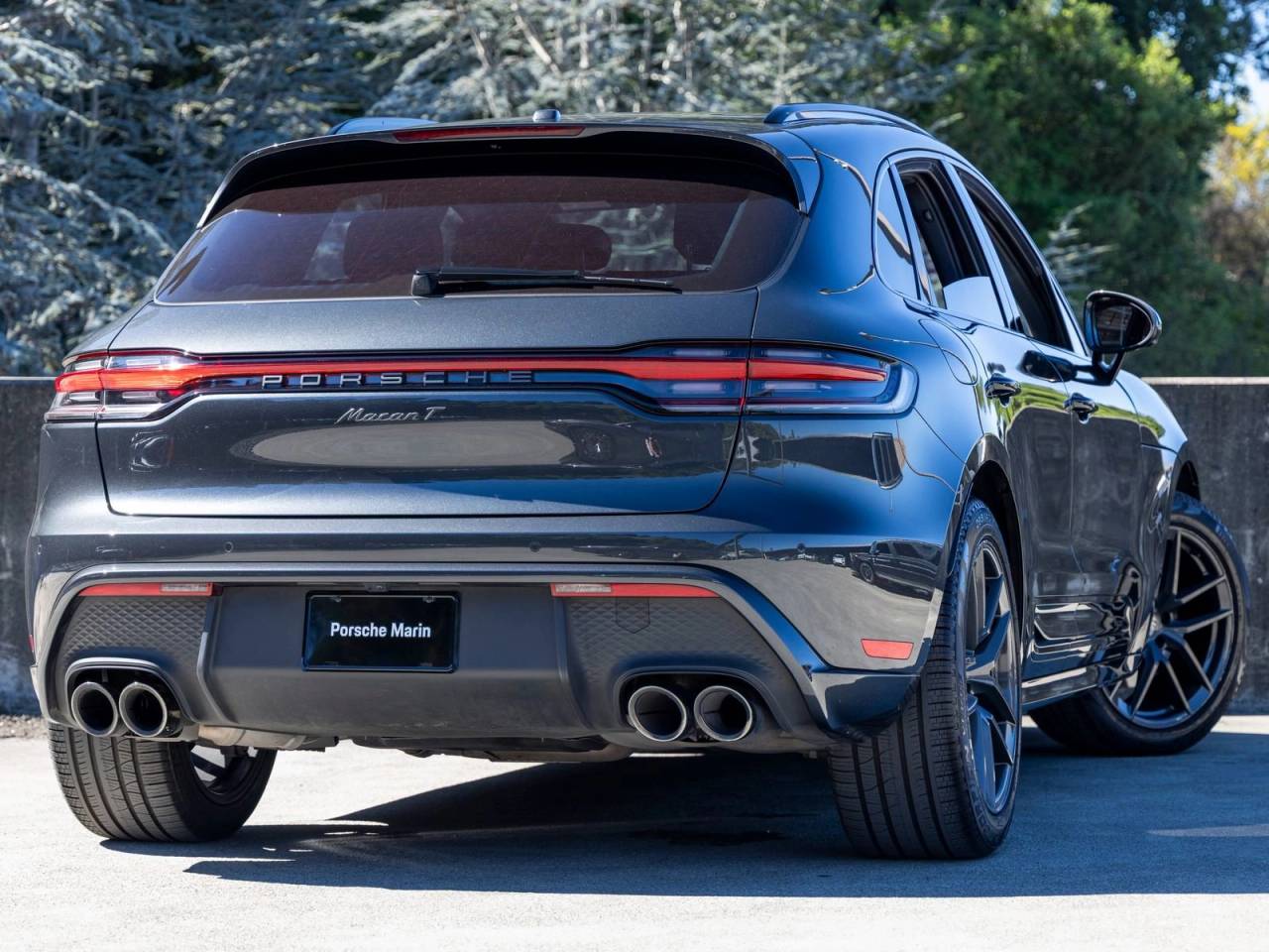 2023 Porsche Macan Macan T (MY23)