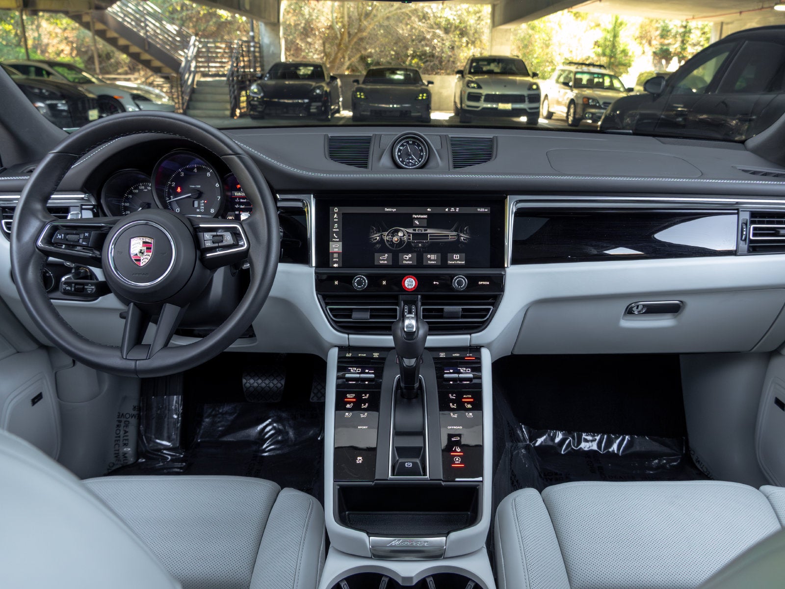 2025 Porsche Macan Macan