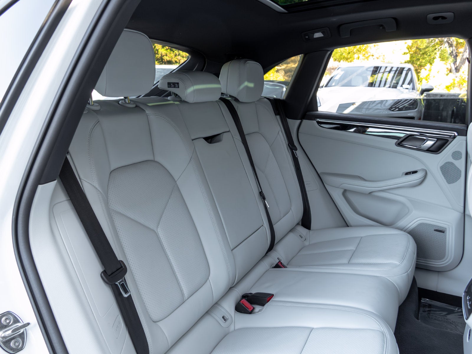 2025 Porsche Macan Macan