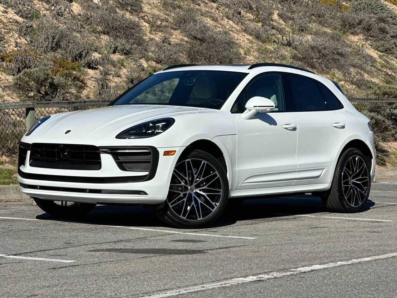 2025 Porsche Macan Macan