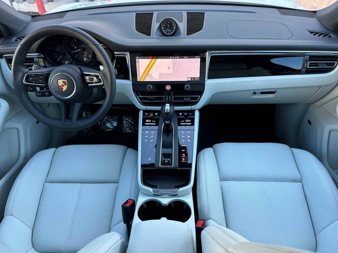 2025 Porsche Macan Macan