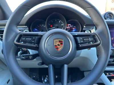 2025 Porsche Macan Macan