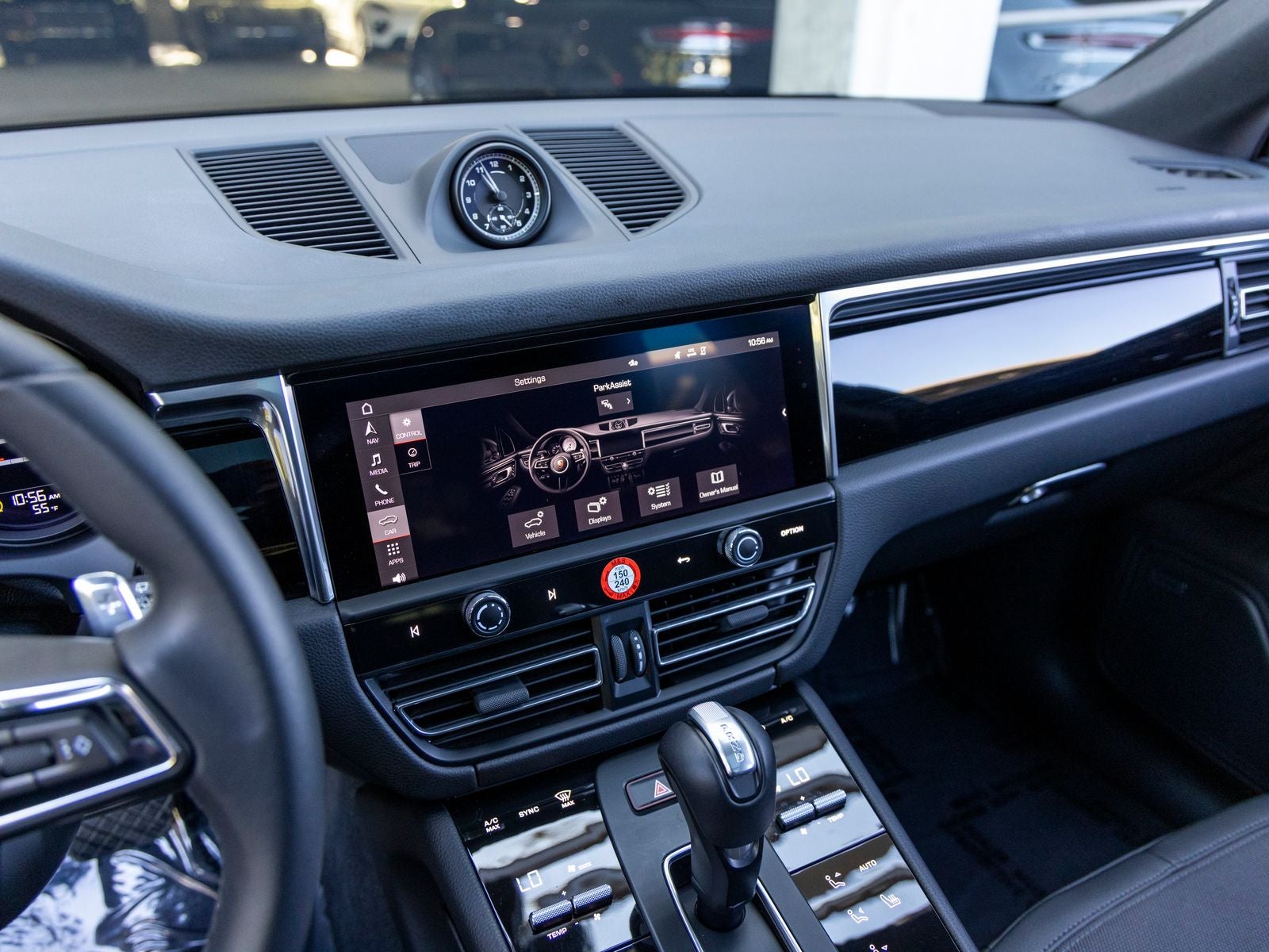 2025 Porsche Macan Macan