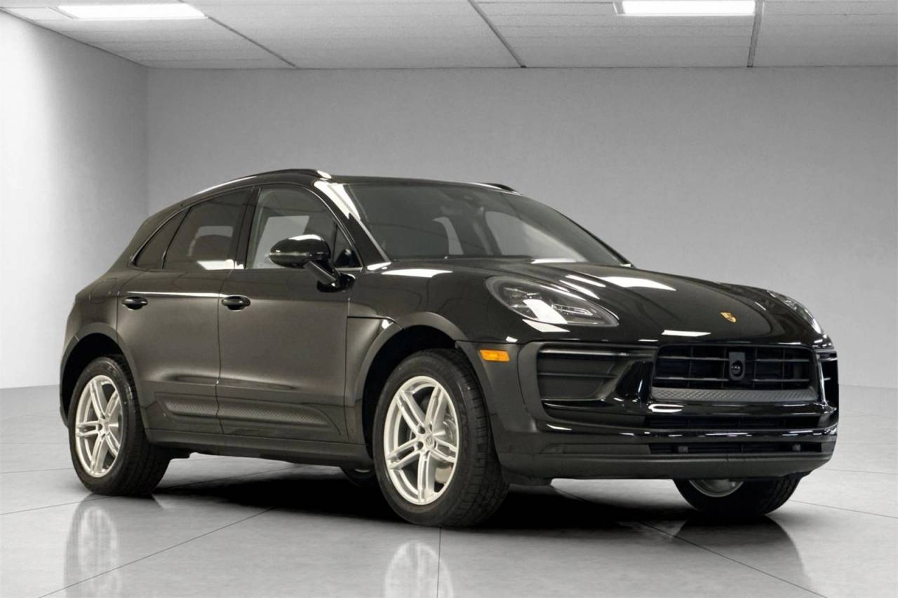 2025 Porsche Macan Macan