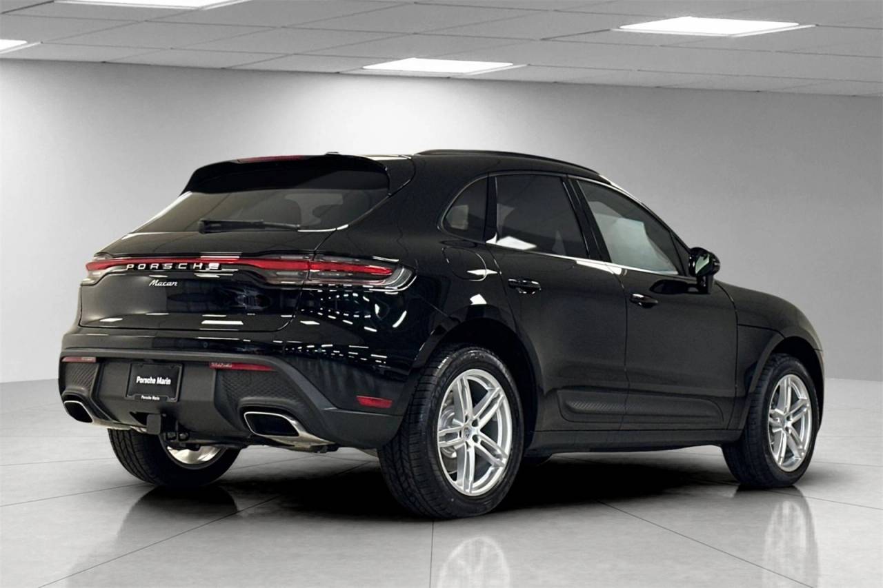 2025 Porsche Macan Macan