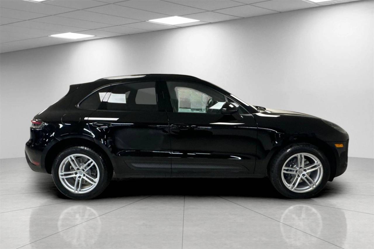 2025 Porsche Macan Macan