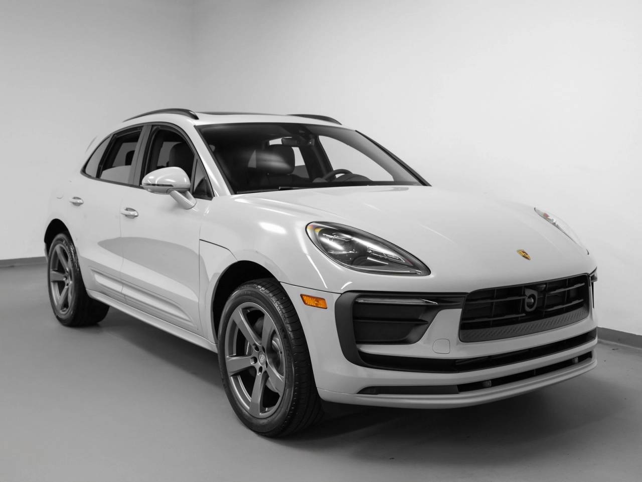 2025 Porsche Macan Macan