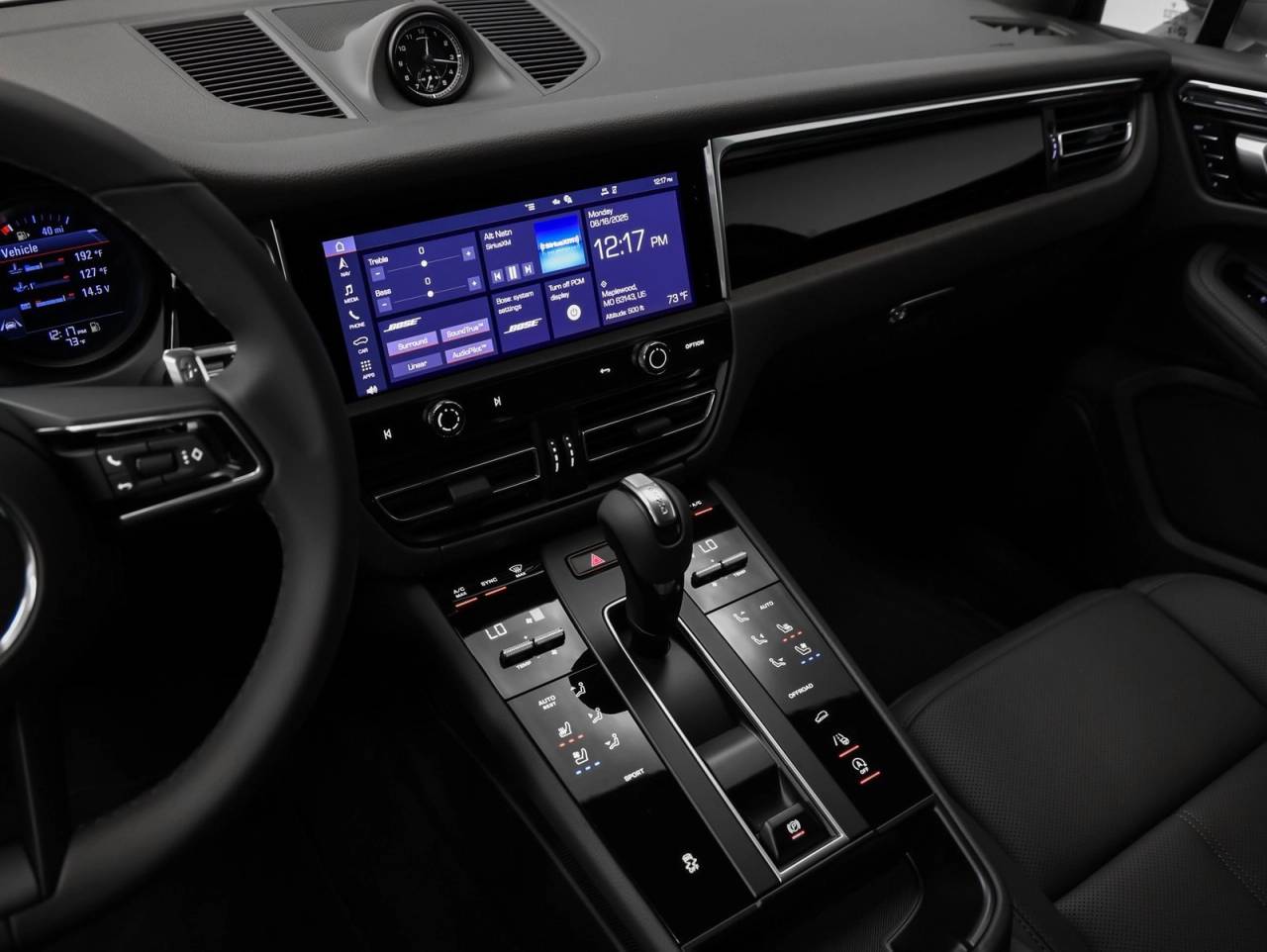 2025 Porsche Macan Macan