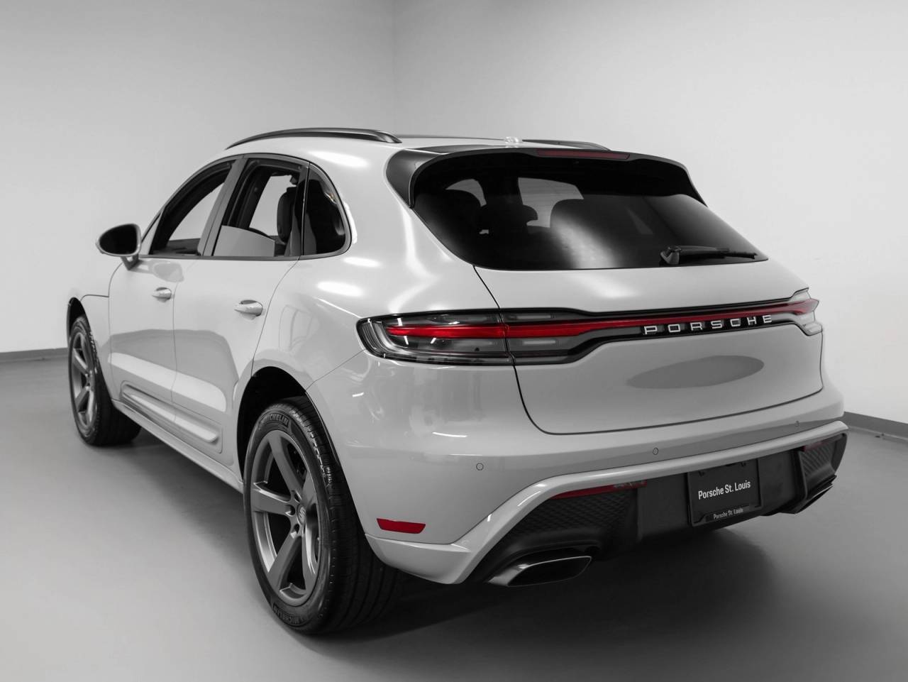 2025 Porsche Macan Macan