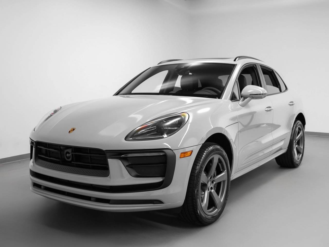 2025 Porsche Macan Macan
