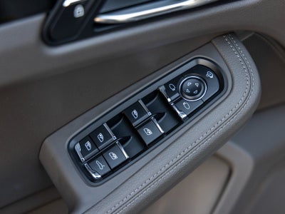 2025 Porsche Macan Macan