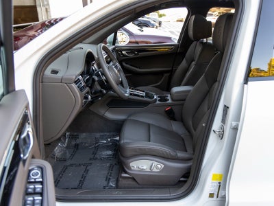 2025 Porsche Macan Macan