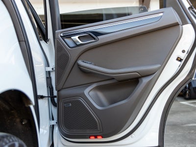 2025 Porsche Macan Macan