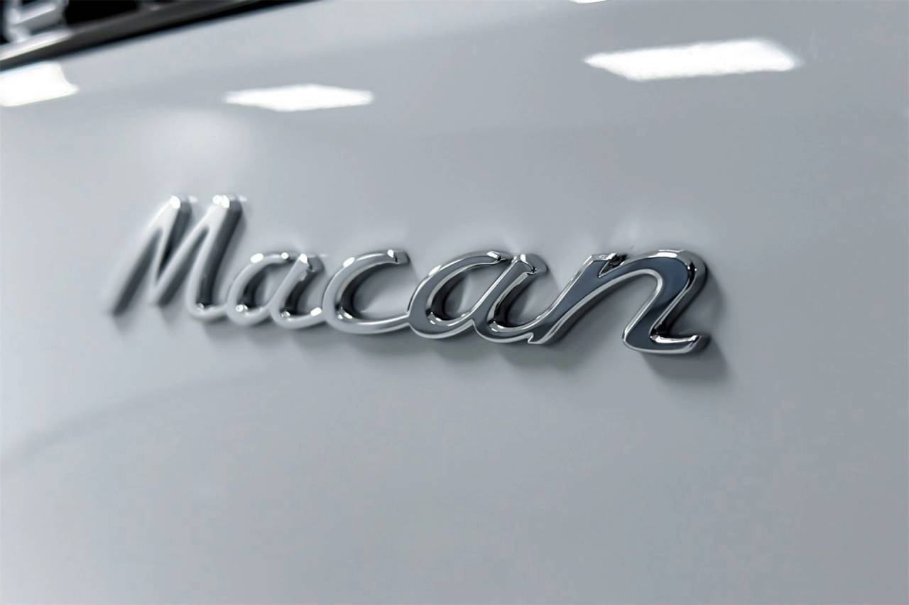 2025 Porsche Macan Macan