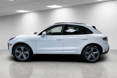 2025 Porsche Macan Macan