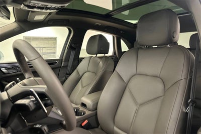 2025 Porsche Macan Macan