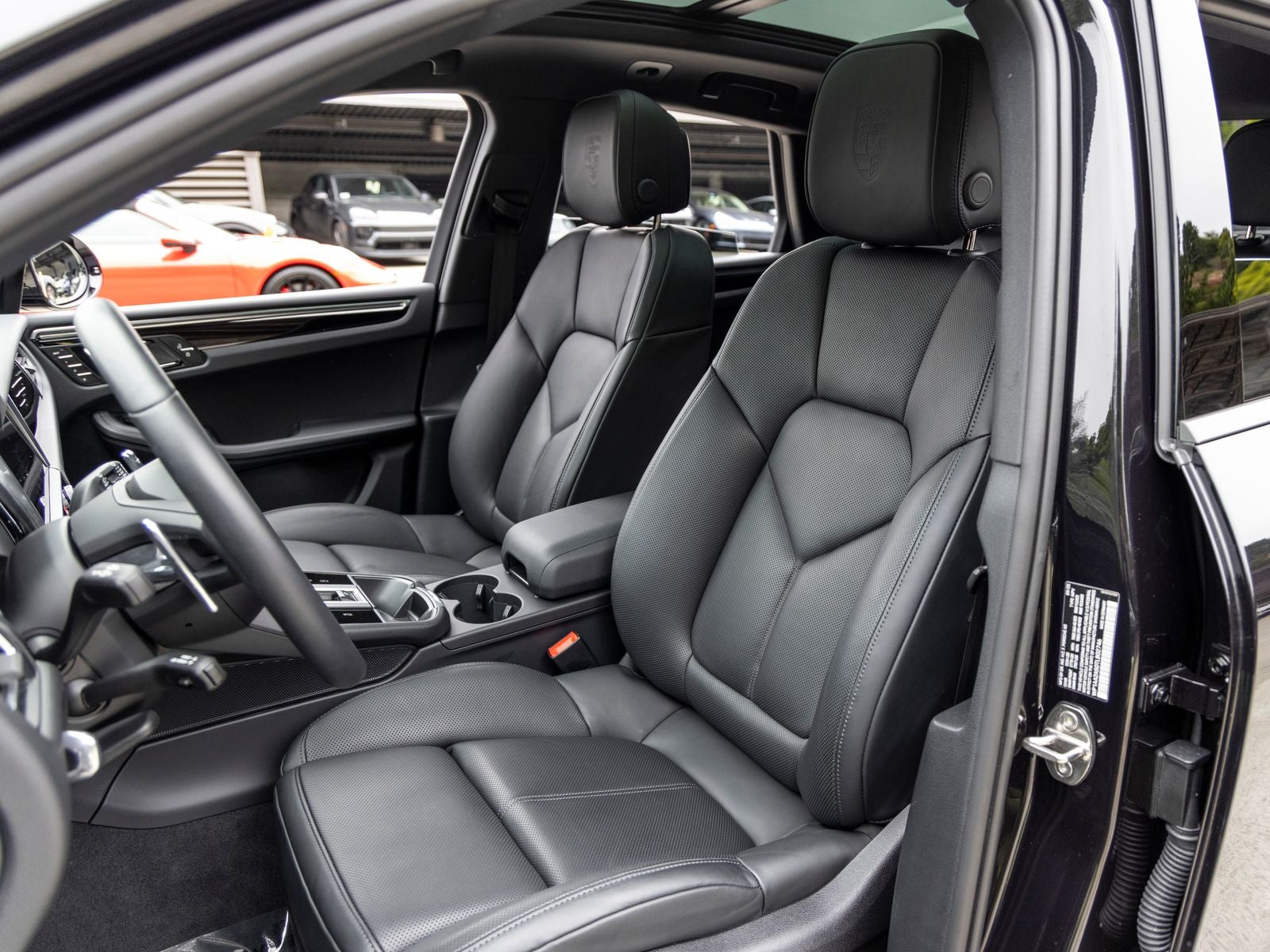 2026 Porsche Macan Macan
