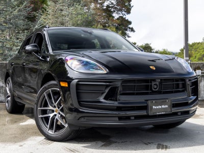 2026 Porsche Macan Macan
