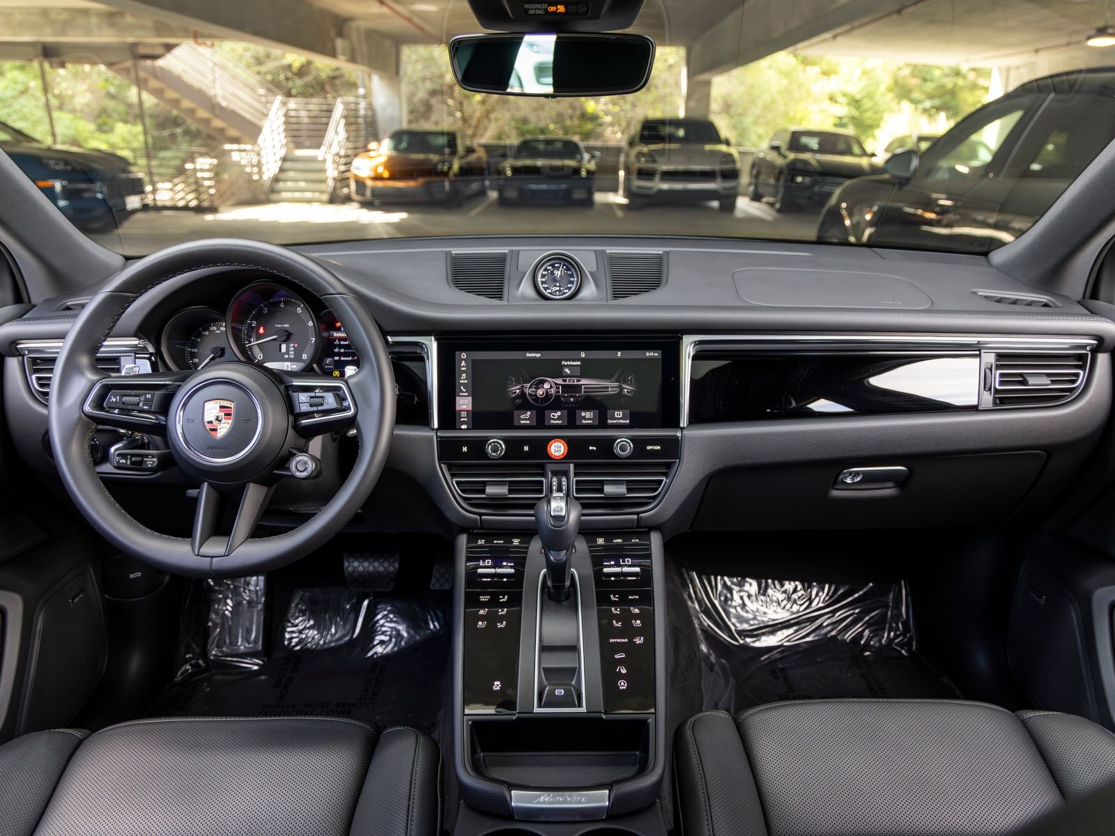 2026 Porsche Macan Base