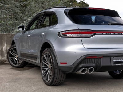 2026 Porsche Macan Base
