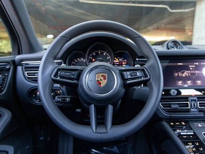 2026 Porsche Macan Macan