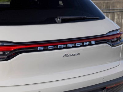 2026 Porsche Macan Base