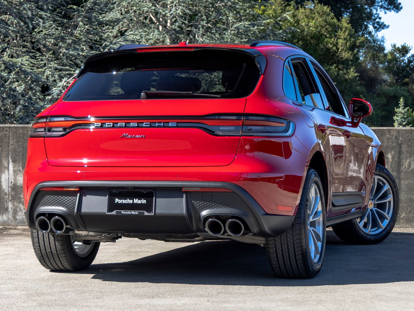 2026 Porsche Macan Base