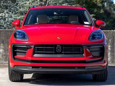 2026 Porsche Macan Base