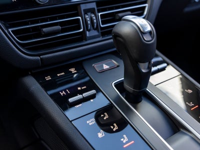 2025 Porsche Macan Macan