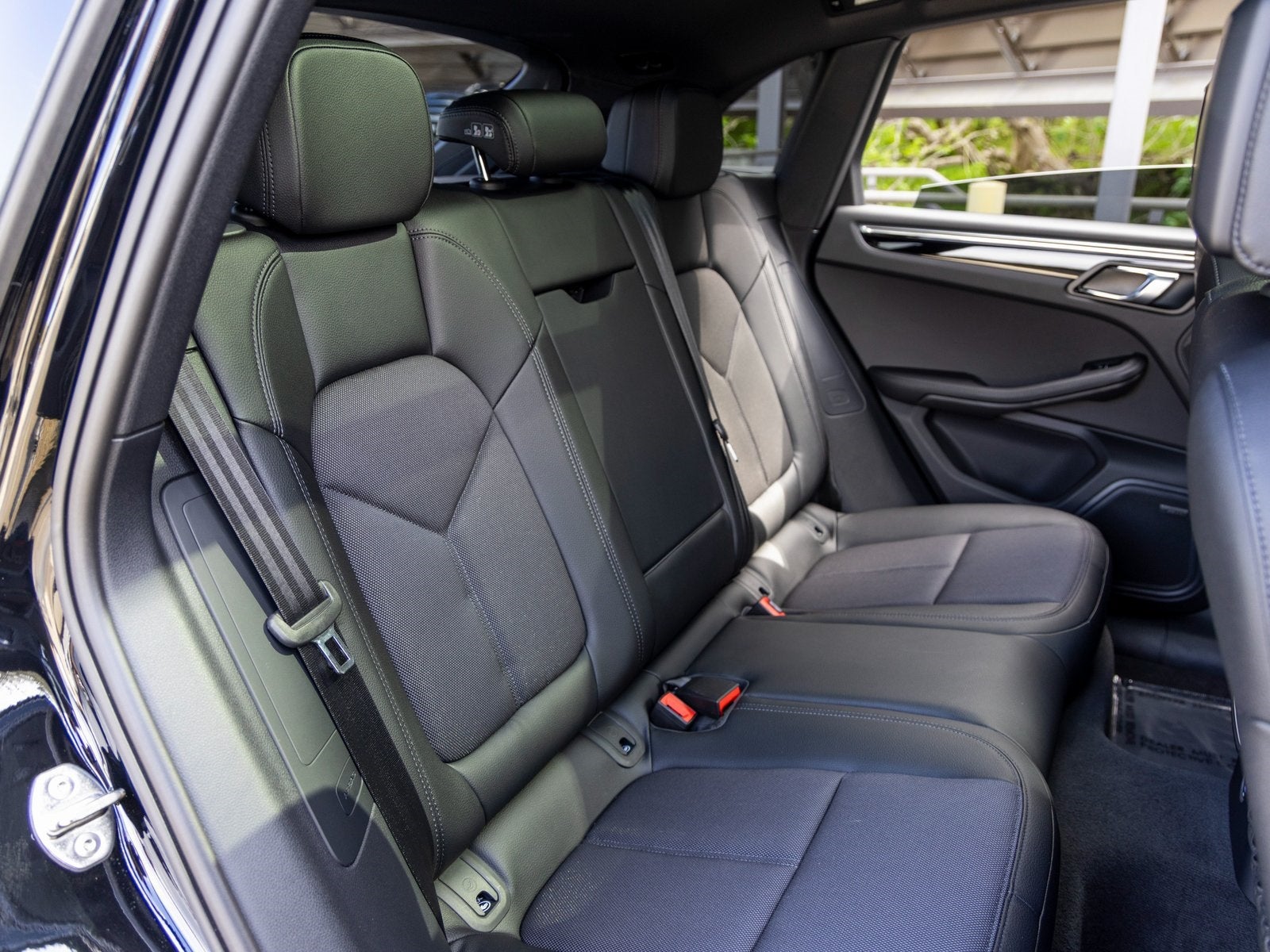 2025 Porsche Macan Macan