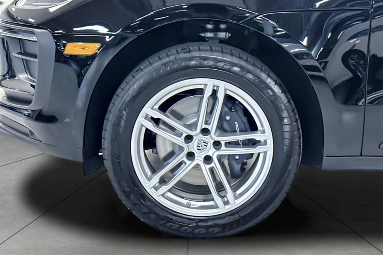 2025 Porsche Macan Macan