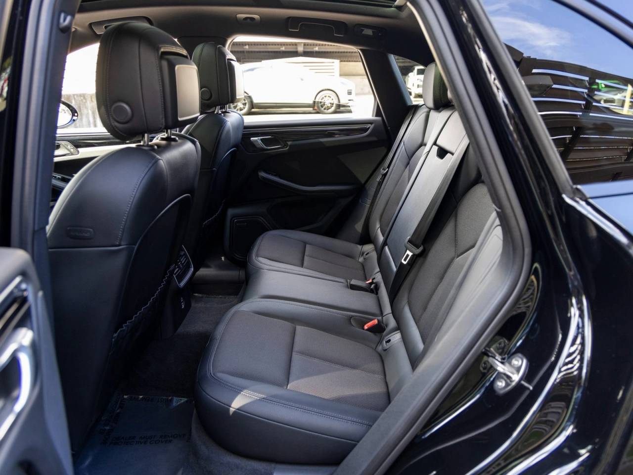 2025 Porsche Macan Macan