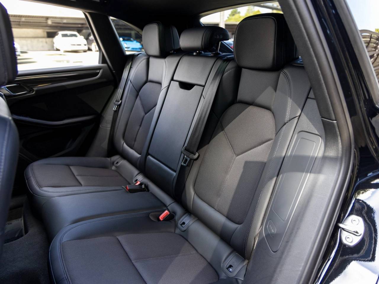 2025 Porsche Macan Macan