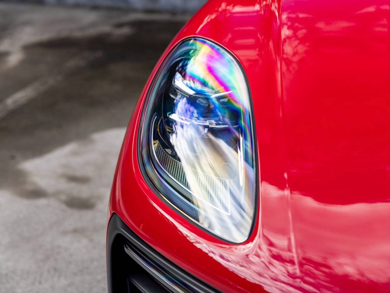 2026 Porsche Macan Base