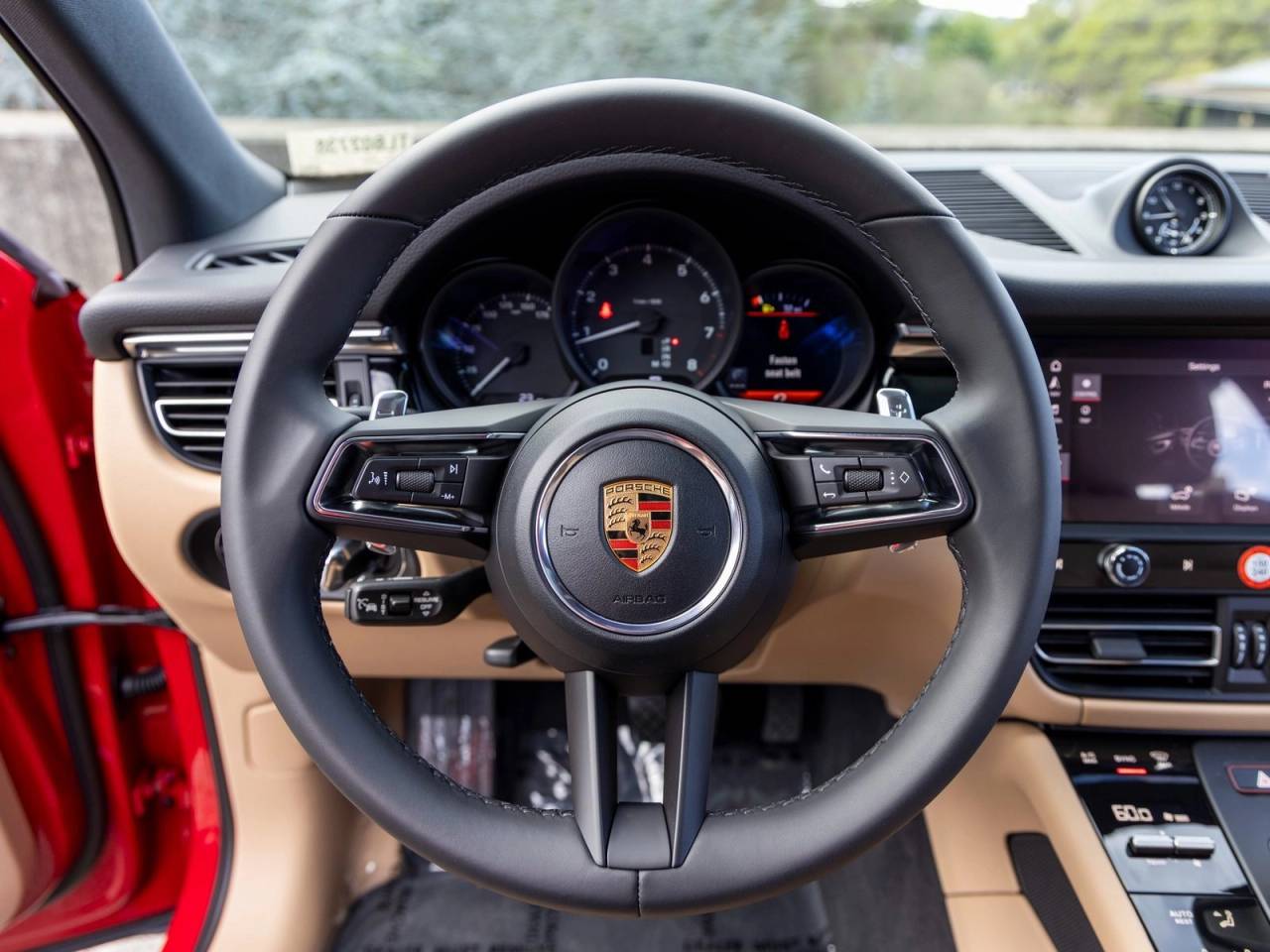 2026 Porsche Macan Base