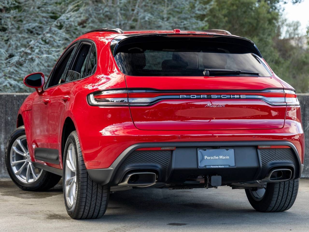 2026 Porsche Macan Base
