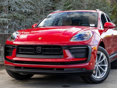 2026 Porsche Macan Base