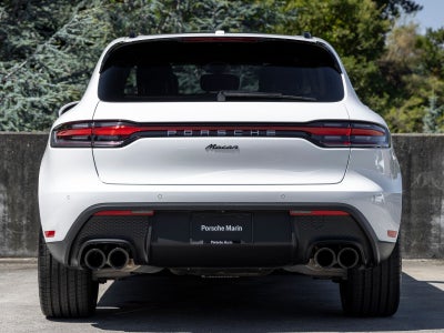 2026 Porsche Macan Base
