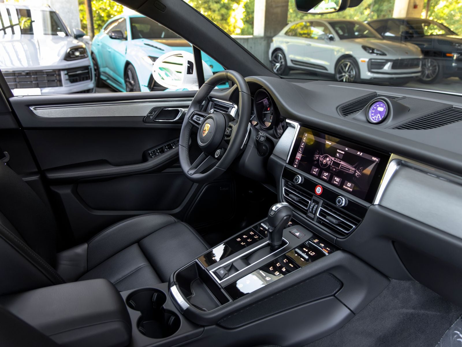 2026 Porsche Macan Base